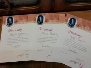 priznanja-nagrajencem-srednja-sola