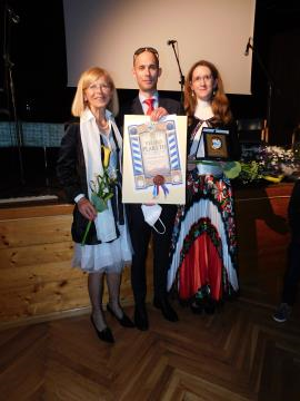 Mag. Franceska in Matiček Žumer ter dddr. Mira Delavec Touhami