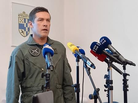 Robert Špernjak, namestnik poveljnika 15. polka vojaškega letalstva Slovenske vojske 