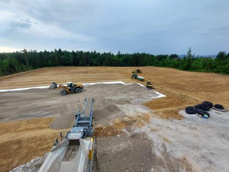 IMG-8c9369883a4e9d258607dc718284e200-V