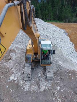 IMG-e942b2339f69bf6a01b5cf7edfa3fea0-V