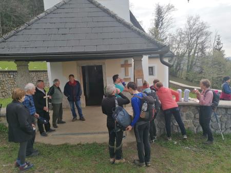 OD SVETNIKA DO SVETNIKA GOSTOLJUBNI SPREJEM NAD MAČAMI