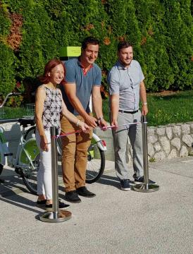 IMG-5f6dc4c6d23cf55845e9c30ce3072515-V