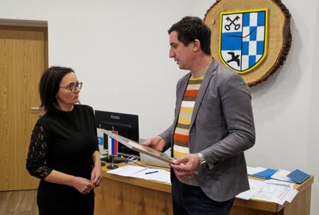 IMG-18d5277be6f2ae949f3646af937ceb23-V